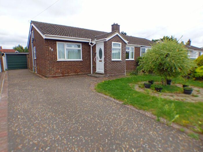 2 Bedroom Semi-Detached House For Sale In St. Michaels Road, NR15