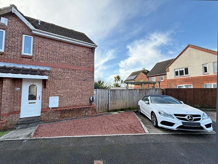 2 Bedroom Property For Sale In Carroll Road, Crownhill, Plymouth, PL5