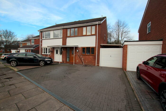 3 Bedroom House To Rent In Hillman, Lakeside, B77