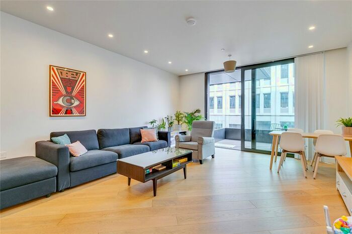 2 Bedroom Flat To Rent In Wood Crescent, Television Centre, White City, London, W12