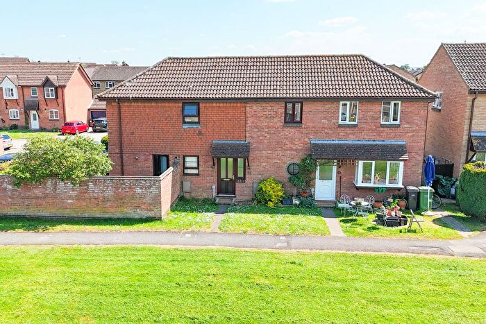 1 Bedroom Terraced House To Rent In Astley Road, Thame, OX9