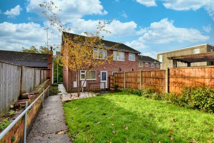 3 Bedroom Semi-Detached House To Rent In Cavendish Drive, Carlton, Nottingham, NG4