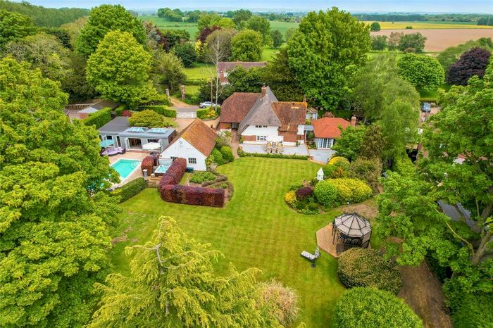 4 Bedroom Detached House For Sale In Kingsdown, Faversham, Kent, ME9