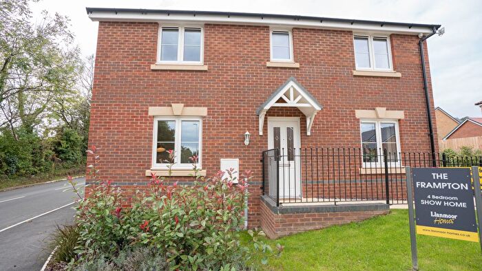 4 Bedroom Detached House For Sale In Pandy Road, Bedwas, CF83