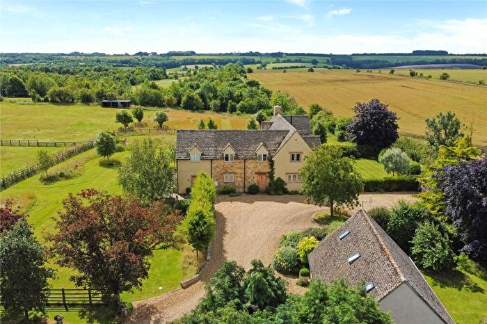4 Bedroom Equestrian Facility For Sale In Naunton, Cheltenham, Gloucestershire, GL54