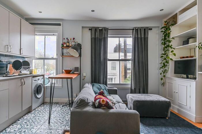 2 Bedroom Flat To Rent In Pulross Road, Brixton, London, SW9