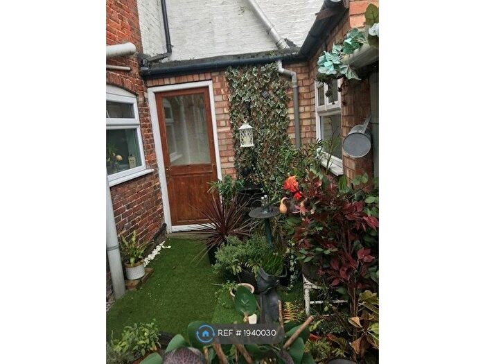 3 Bedroom Semi-Detached House To Rent In Dear Street, Market Rasen, LN8