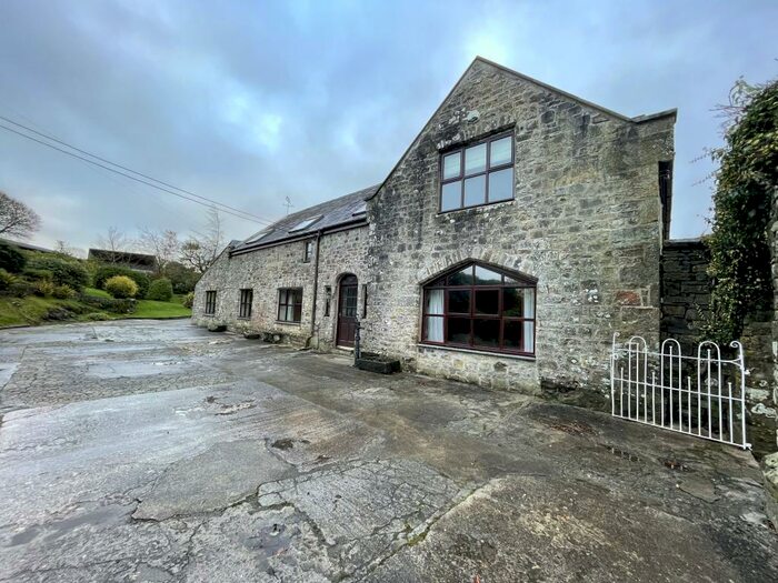 3 Bedroom Barn Conversion To Rent In The Barn, Whitland, SA34