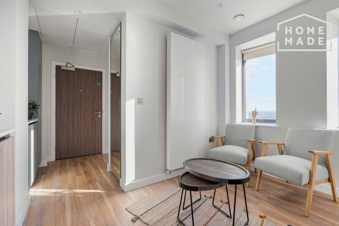 Studio To Rent In Enclave Croydon, CR0