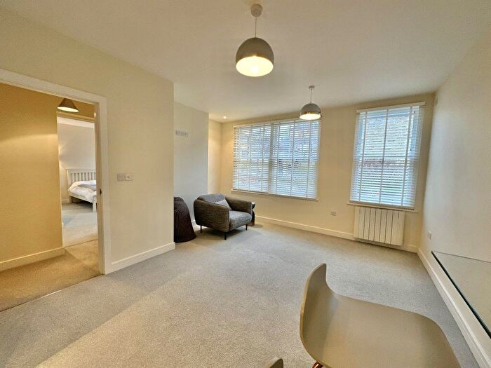 2 Bedroom Flat For Sale In Hendford Springs, Hendford, Yeovil, Somerset, BA20