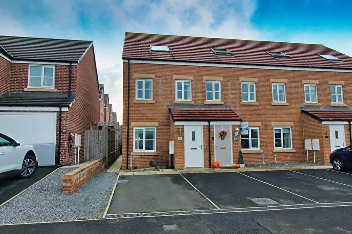 3 Bedroom Terraced House For Sale In Ros Avenue, Blyth, NE24