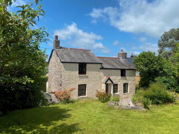 2 Bedroom Detached House For Sale In Lower Downgate, Callington, PL17