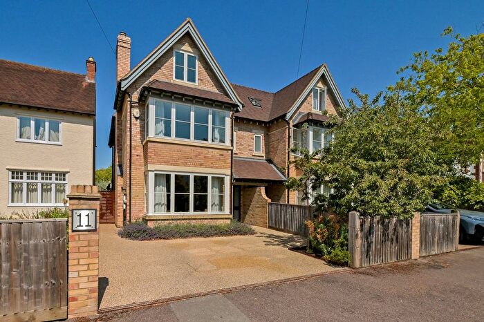 5 Bedroom Semi-detached House For Sale In Upland Park Road, Oxford, Oxfordshire, OX2