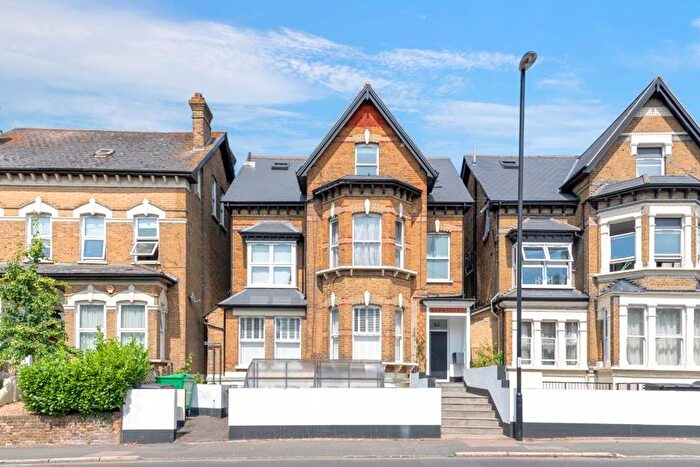 1 Bedroom Flat To Rent In Croham Road, South Croydon, CR2