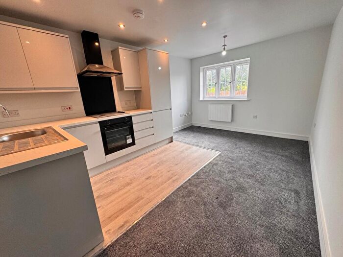 1 Bedroom Apartment To Rent In Apedale Road, Chesterton, ST5