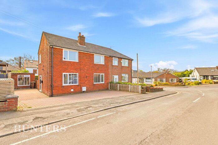 3 Bedroom Semi-detached House For Sale In Heald Close, Hollingworth Lake, Littleborough, OL15