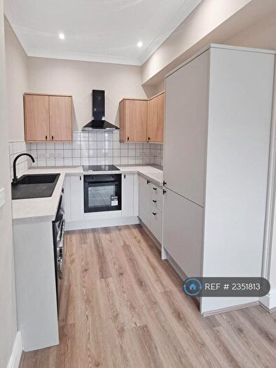 2 Bedroom Flat To Rent In Alexandra Road, Prenton, CH43