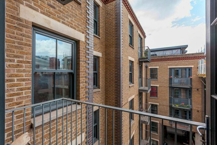 1 Bedroom Flat To Rent In New Inn Broadway, Shoreditch, London, EC2A