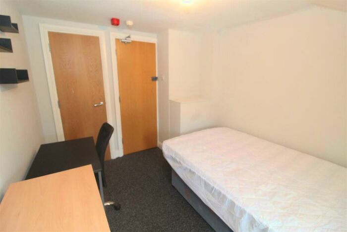 6 Bedroom House To Rent In Merthyr Street, Cathays, Cardiff, CF24