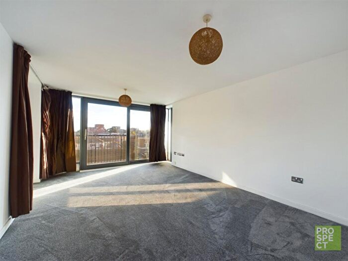 2 Bedroom Apartment To Rent In Providence House, Providence Place, Maidenhead, Berkshire, SL6