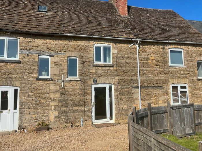 2 Bedroom Cottage To Rent In Main Road, Stamford, PE9