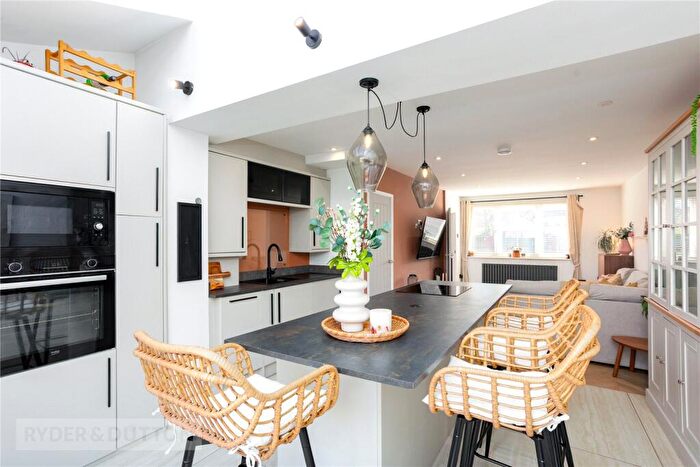 2 Bedroom Semi Detached House For Sale In Ravenwood Drive, Audenshaw, Manchester, Greater Manchester, M34