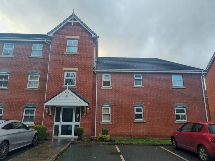 2 Bedroom Flat To Rent In Bridgewater Close, Frodsham, WA6