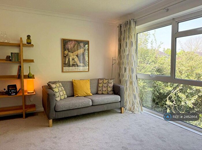 2 Bedroom Maisonette To Rent In Pyott Mews, Canterbury, CT1