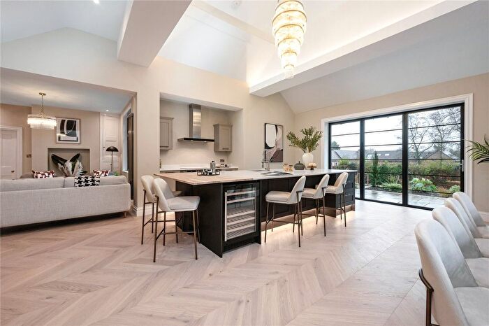 4 Bedroom Detached House For Sale In Lutterworth Road, Dunton Bassett, Leicestershire, LE17
