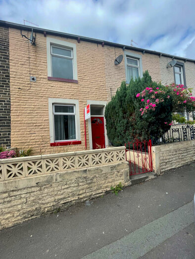 2 Bedroom House To Rent In Williams Road, BB10