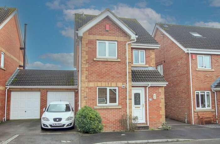 4 Bedroom Detached House To Rent In Semington Road, Melksham, SN12