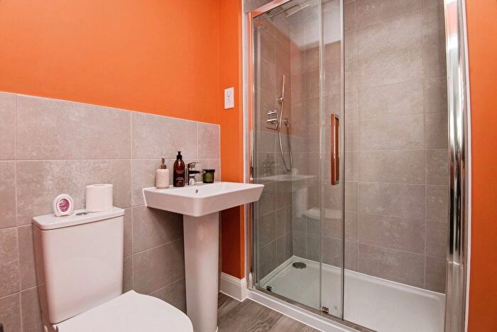 3 Bedroom Terraced House For Sale In Chudleigh Road, Alphington, Exeter, Devon, EX2