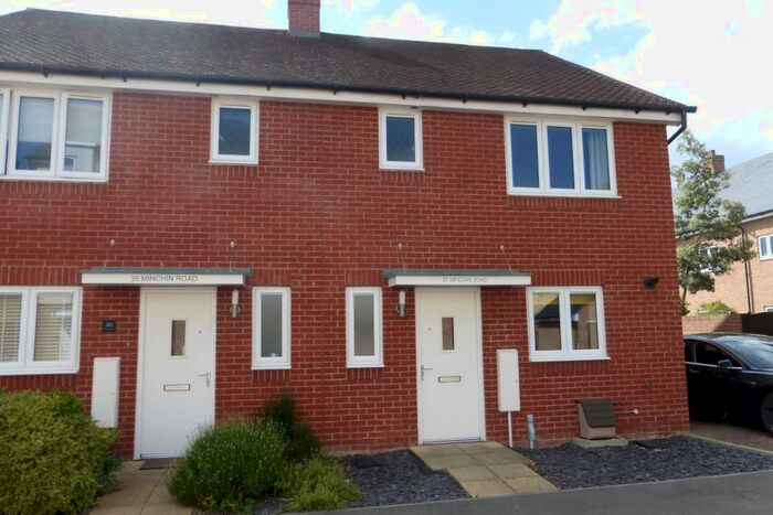 3 Bedroom Semi-Detached House To Rent In Romsey, Hampshire, SO51
