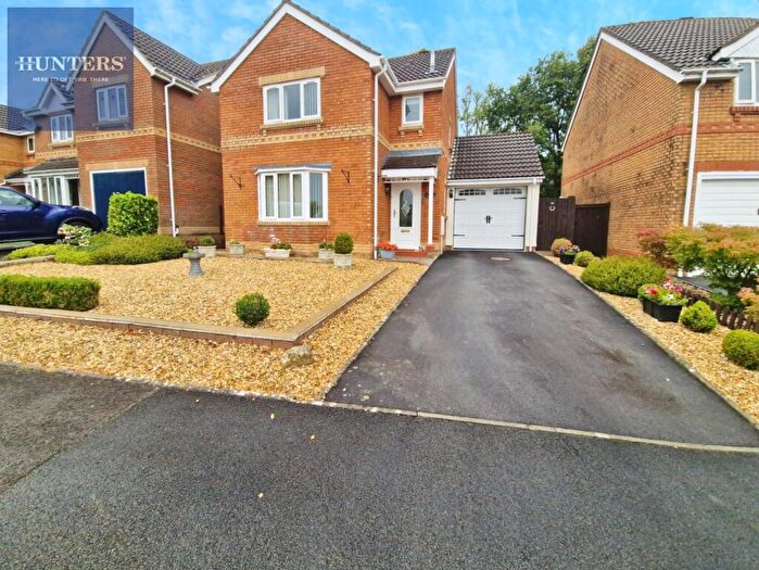 3 Bedroom Detached House For Sale In Ffridd Las, Bridgend, CF31