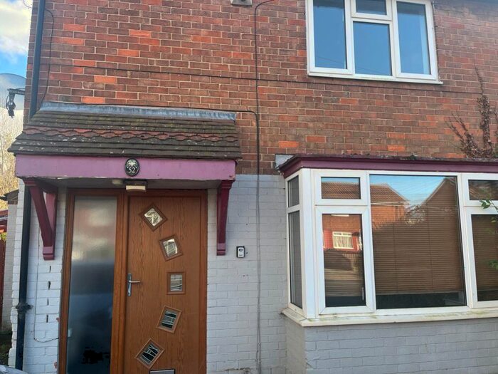 3 Bedroom Semi-Detached House To Rent In Tyne Crescent, Darlington, DL1