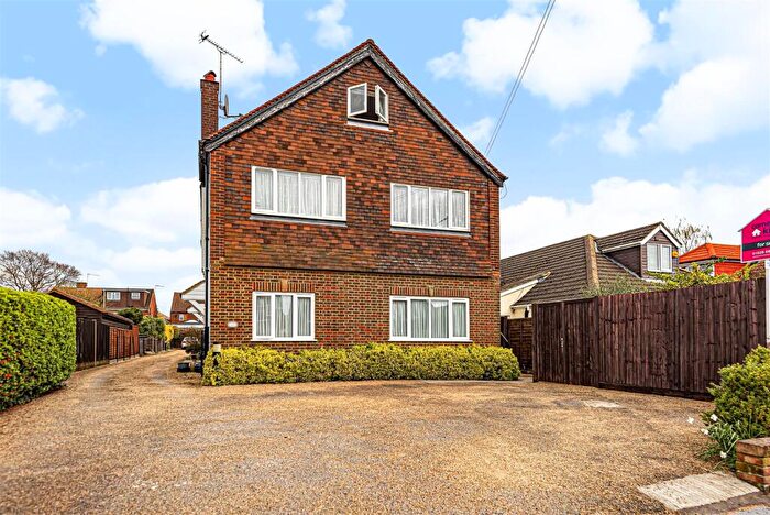 1 Bedroom Flat To Rent In Lower Cippenham Lane, Cippenham, SL1