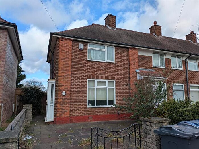 2 Bedroom End Of Terrace House For Sale In Wyndhurst Road, Stechford, Birmingham, B33