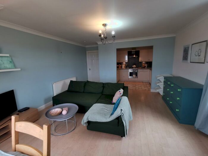 2 Bedroom Flat To Rent In Ayr Road, Prestwick, KA9