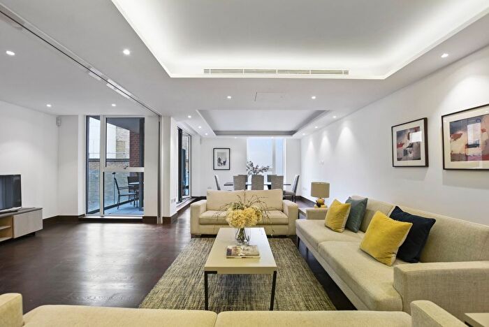 3 Bedroom Flat To Rent In Logan House, Logan Place, W8