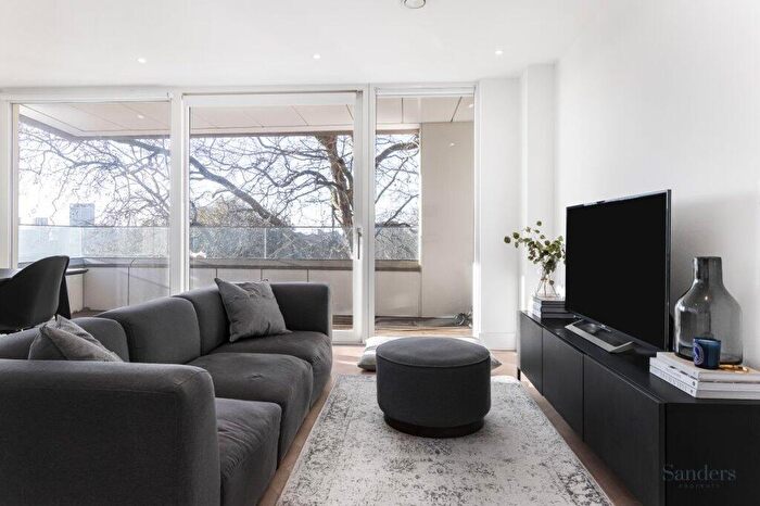 2 Bedroom Flat To Rent In Sterling Way, Islington, London, N7