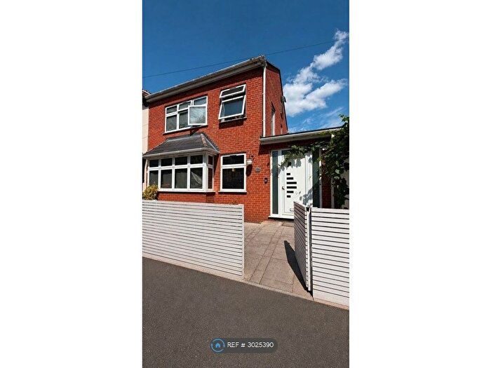 5 Bedroom Terraced House To Rent In New City Road, London, E13