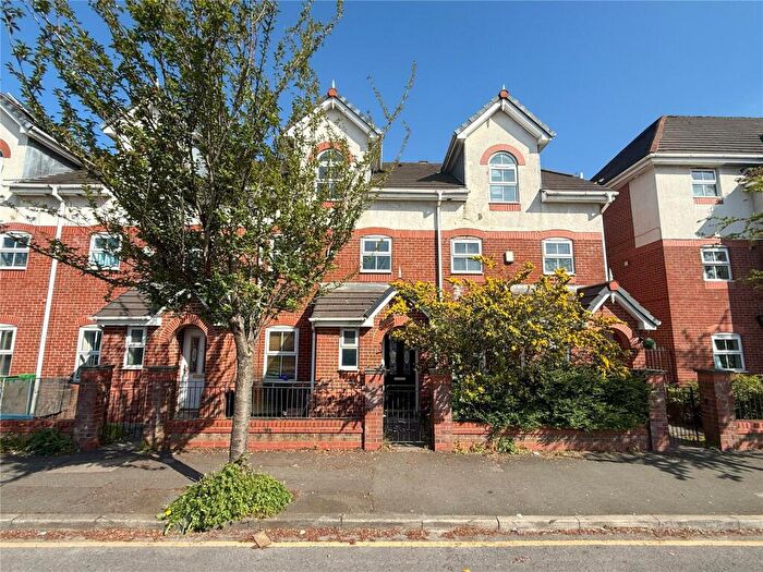 4 Bedroom Terraced House For Sale In Parrs Wood Road, Withington, M20