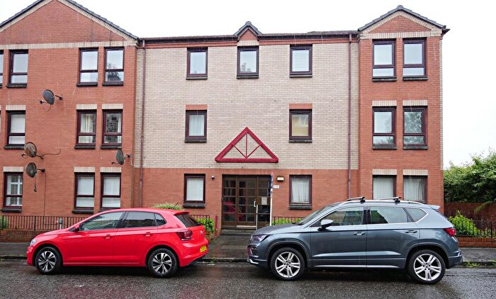 2 Bedroom Flat To Rent In Thistle Street, Kirkintilloch, Glasgow, G66