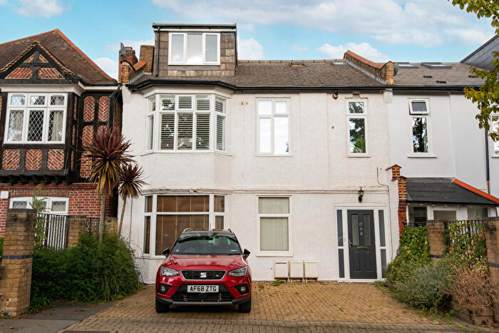 1 Bedroom Flat For Sale In Worbeck Road, London, SE20