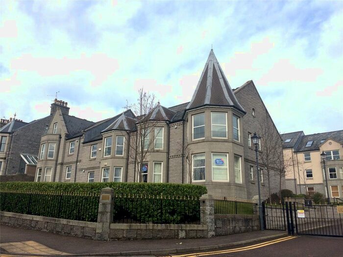 2 Bedroom Flat To Rent In Morningfield Mews, Aberdeen, AB15