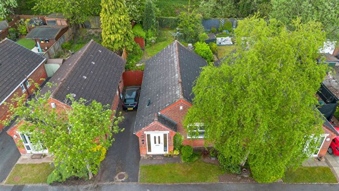 2 Bedroom Detached Bungalow For Sale In Brancaster Drive, Lowton, WA3