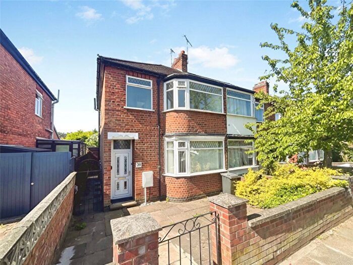 3 Bedroom Semi-Detached House For Sale In Hampshire Road, Leicester, Leicestershire, LE2