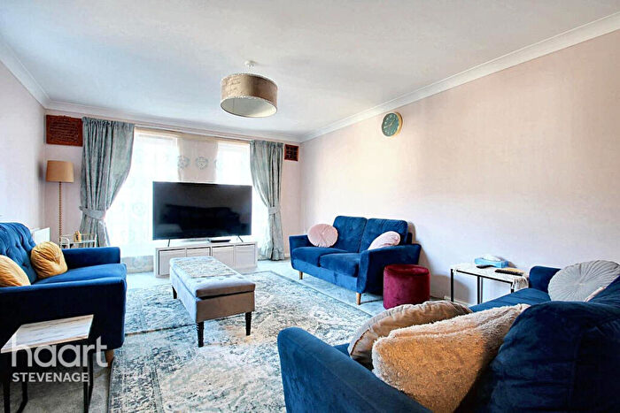 3 Bedroom Semi-Detached House For Sale In Whernside Drive, Stevenage, SG1
