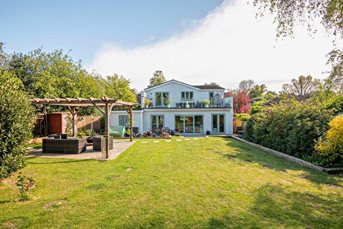 5 Bedroom Detached House For Sale In Ware Street, Bearsted, Maidstone, ME14