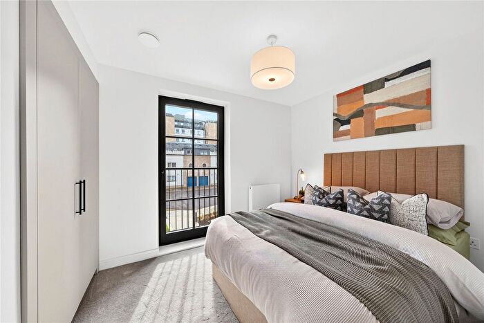 1 Bedroom Flat For Sale In Plot - Henderson Place, Edinburgh, Midlothian, EH3